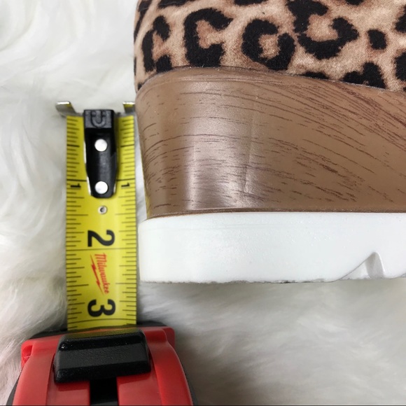 💥LAST PAIR SIZE 6💥LEOPARD VEGAN SUEDE SNEAKER🐆 - Picture 5 of 8